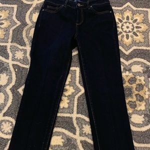 3/$30 Bandolino Women’s Jeans Size 6P. ‘Mandie’